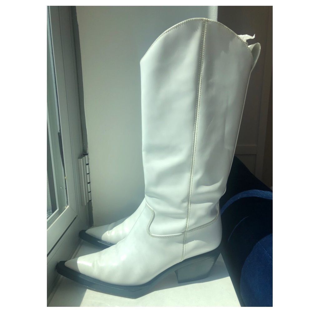 🦋 Helmut Lang Runway Tall White Patent Leather Cowboy Boots